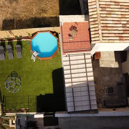 Cal Bertran Holiday home Segura (Catalonia)